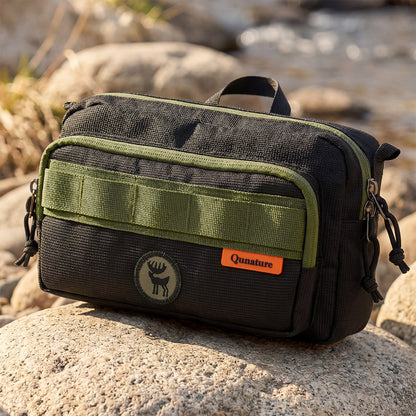 Qunature ショルダーバッグ 2WAY 約2.5L 撥水 耐裂 ダブルファスナー サブバッグ